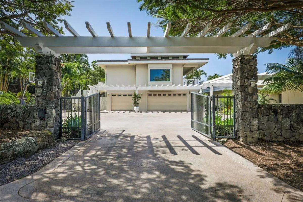 Villa Puuwai Alii Estate à Kailua-Kona Hébergement de vacances