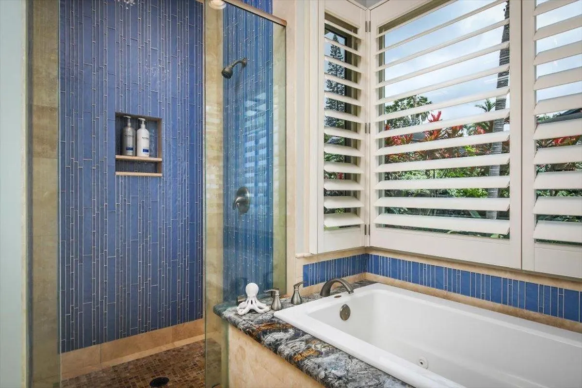 Villa Puuwai Alii Estate à Kailua-Kona Hébergement de vacances